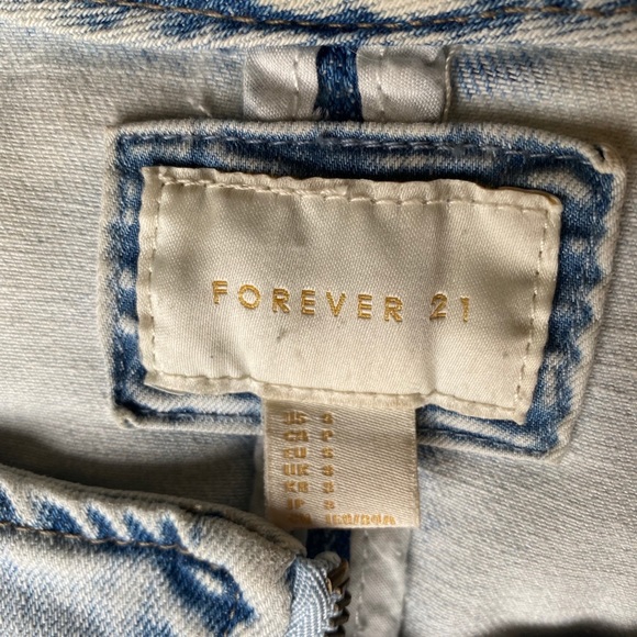 Forever 21 Denim Jacket - Picture 4 of 10